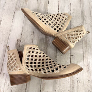Jeffrey Campbell Taggart Open Weave Booties 8 Boots Tan Designer Casual Shoes